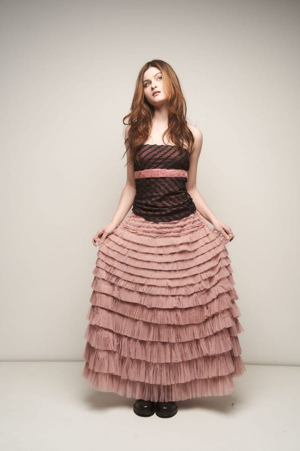 Queen Anne: Another Perfect Single