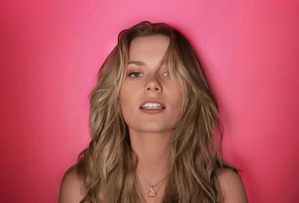 Zoee: Double E Delight